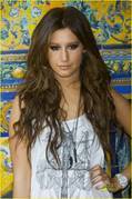 SYXPXFBDINYSJKCJHEO - ashley tisdale