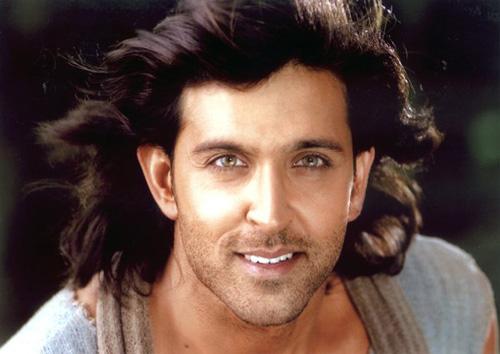 hrithik_roshan (17); Actor indian ce a devenit peste noapte un super star, din cauza filmului de succes "Kaho Naa... Pyaa
