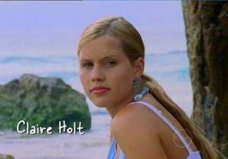 0000340937-00118L - claire holt