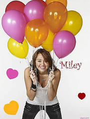 3332793417_91f9827583_m - miley cyrus e cea mai sooper