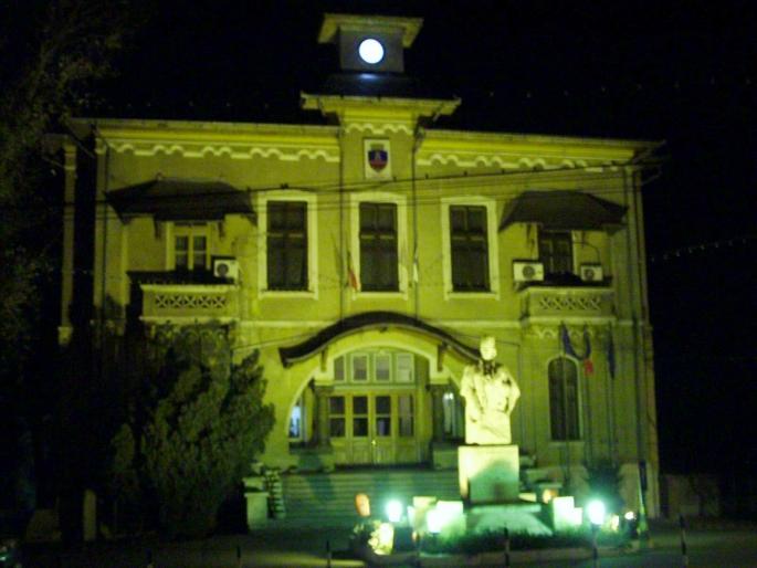 Primaria noaptea - Slatina