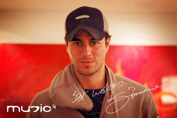 Enrique_Iglesias_1238769056_4 - Enrique Iglesias