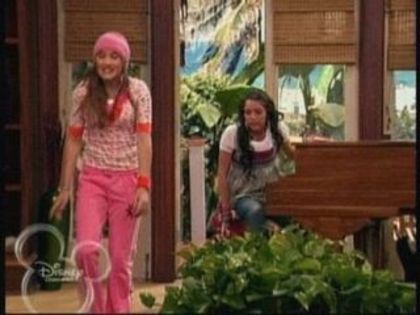 default 5 - hannah montana  episode Song Sung Bad