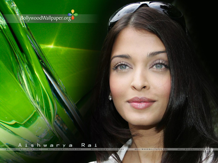 Aishwarya-Rai-Wallpaper-131
