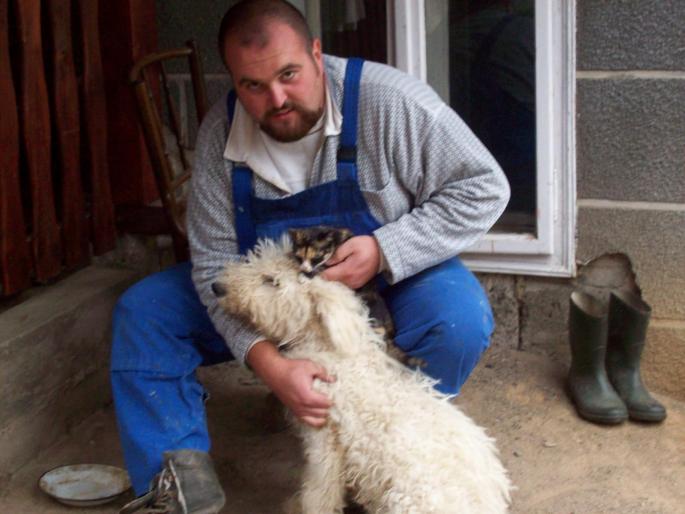 CSAK EGYBOL KELET VOLNA 041