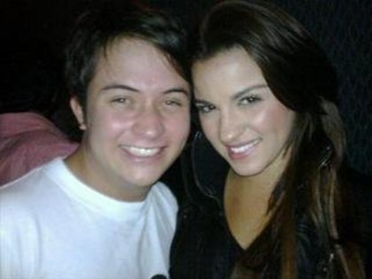 7821_142417209134_99911979134_2749317_5470725_n