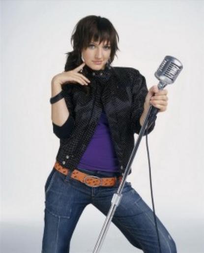 Ashley_Simpson_001_resize