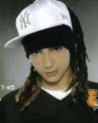 355f6baad2b247b4 - tom kaulitz