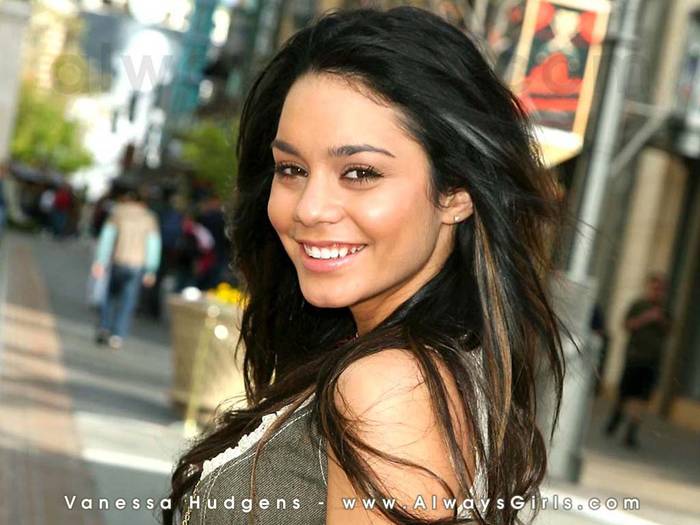 vanessa_hudgens07