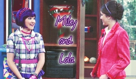 Emily-emily-osment-4936687-437-253