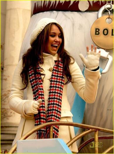YVCQHVLPTTHKPYGETTX - Album Pentru MileyMary