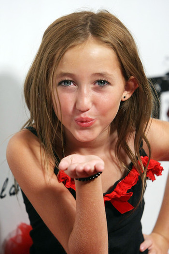 Noah Cyrus (7) - Noah Cyrus