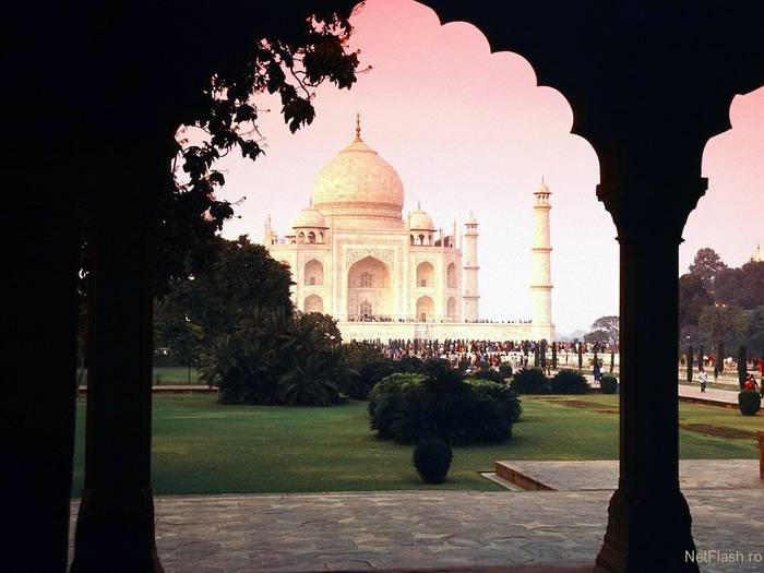Templul din Taj Mahal - Cele 7 minuni ale lumii moderne