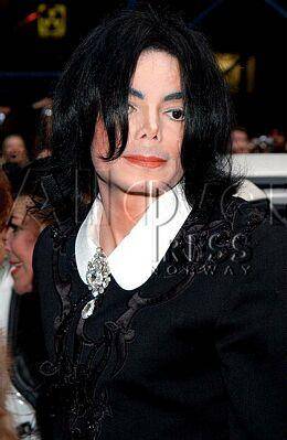 mike%20da%20davd%207[1] - Poze Michael Jackson