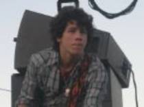 83ed8b446e7d2bbe - nick jonas