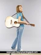 TKTKHZNMDDEGEVJDHOU - Miley movie