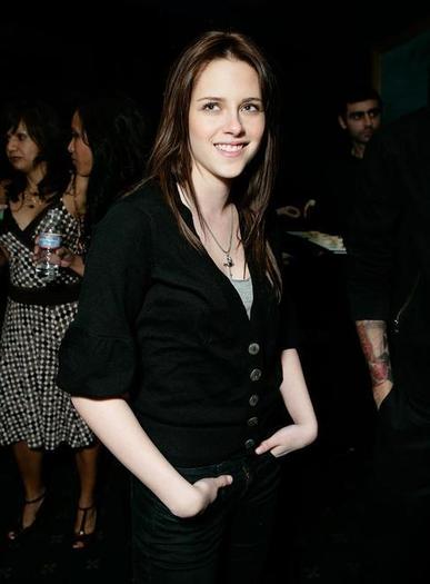 Kristen_Stewart_1241610563_3 - Kristen Steward