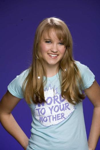 39 - club emily osment