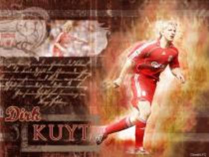 kuyt_1_800x600[1] - super fotbalisti