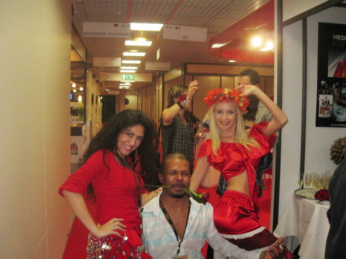 acasa - diana dumitrescu in realitate