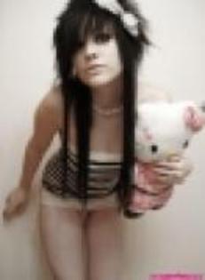 OWEFCRIWONLVAOWJSDF - EMO