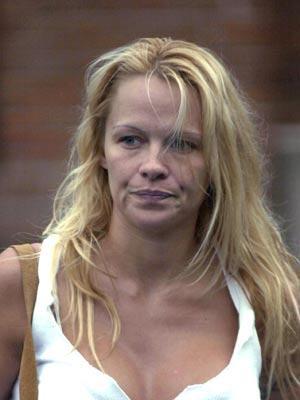 Pamela Anderson - Vedete nemachiate
