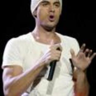 Enrique_Iglesias_1238768911_3