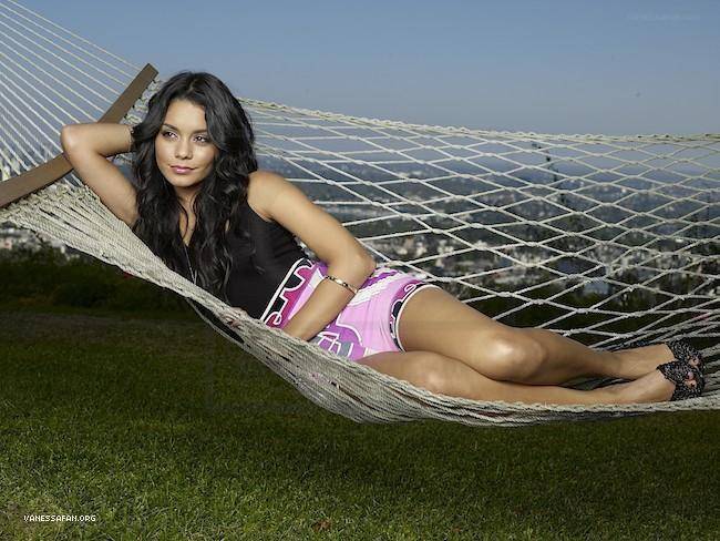 HUQBXLOBEIKPPXAXOBT - Vanessa Hudgens Sedinta foto