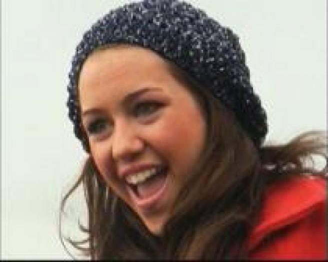 OIGOQAVCSLVJVZKRWRT - Hannah Montana