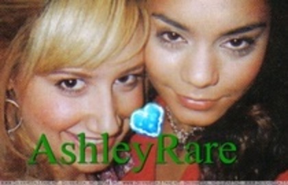 RRNKEWCMJRLHBPGQKJW - ASHLEY TISDALE POZE RARE