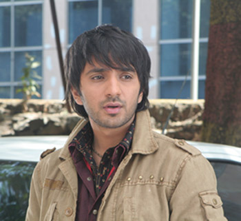 644_ali-merchant - In cautarea fericirii-Ghar Ek Sapnaa