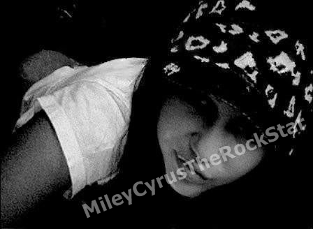 MileyCyrusTheRockStar20 - Poze super rare