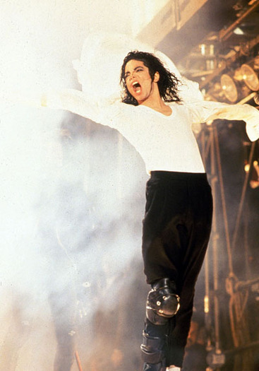 72020728---michael_jackson_bad