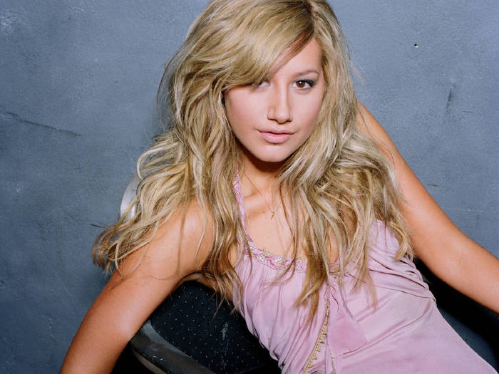 ashley_tisdale_12-1024 - Ashley Tisdale