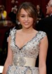 4966_1060065072324_1546848358_30138540_7970153_s - AICI CLUB HANNAH MONTANA