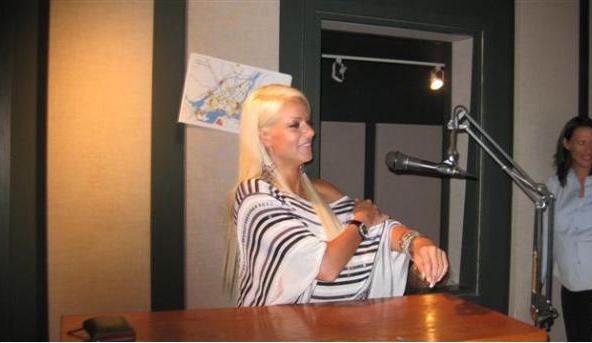 Maryse 5 - Maryse la radio