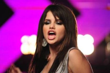 weewe - 0-Selena Gomez-0