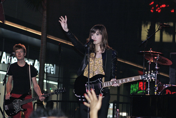 Demi+Lovato+Rocks+Hollywood+cEw9ROM8p1Zl - 0-Demi Lovato-0