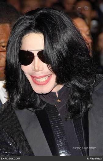 michael-jackson-2006-world-music-awards-arrivals-3edmuj - poze Michael Jackson