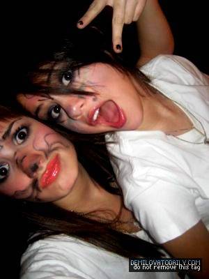 HVEMLPFEZVWTRBNEQVH - demi shi selena