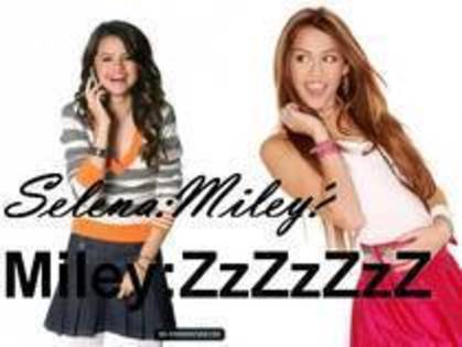 FCWKSCJHPOULVHYEBKJ - Miley And Selena