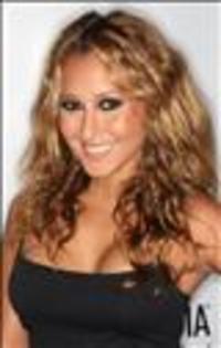 23792_adrienne-bailon-thumbnail_80_80_2048[1] - the cheetah girls