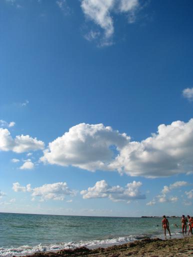 IMG_3431 - albastru e cerul si marea