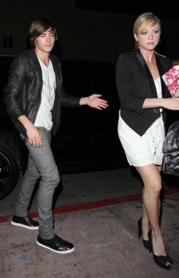 normal_013 - Zac Efron and Vanessa Hudgens and Brittany Snow out at Beso