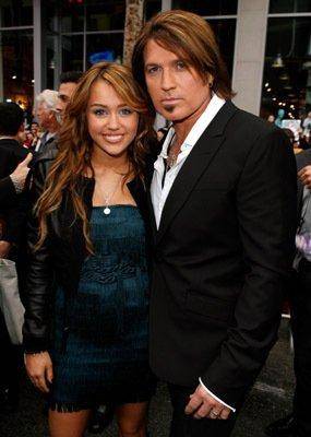 Billy-Ray-Cyrus-1246375922 - Miley and tata ei Billy Ray Cyrus