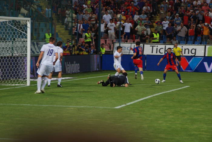 STEAUA-ujpest 129 - STEAUA