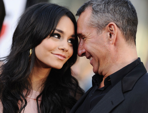 Premiere 17 again (13) - Vanessa Hudgens - 17 Again Premiere