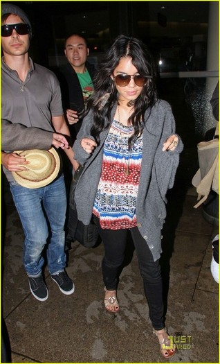 zacefronvanessahudgensbhe1