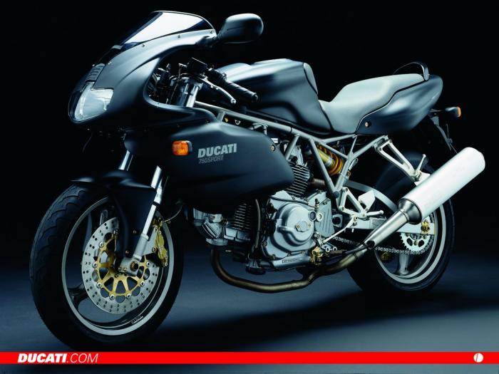 ducati_wall05_1024x768 - suzuki