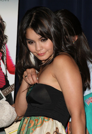 Girl+Scout+Advance+Screening+Bandslam+j5CxGIYTyxTl